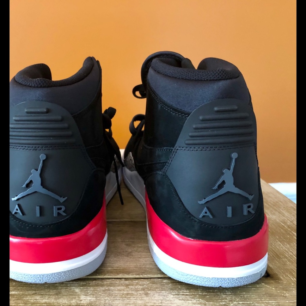 Jordan Legacy 312